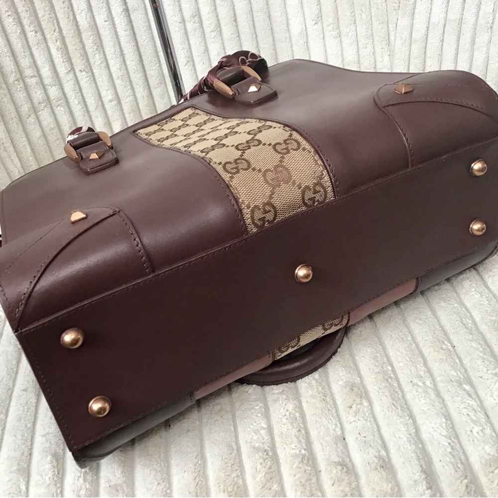 Gucci Bags - Picture 13 of 16